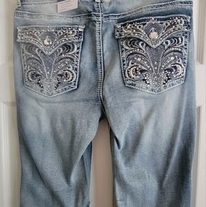 Size 14 New Embellished Apt. 9 Denim Capri jeans